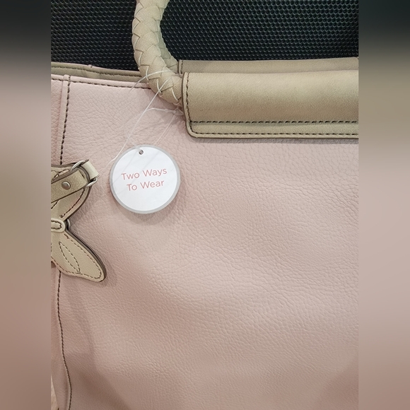 NWOT Relic Handbag Purse Baby Pink Crossbody Medium Size - Picture 2 of 7